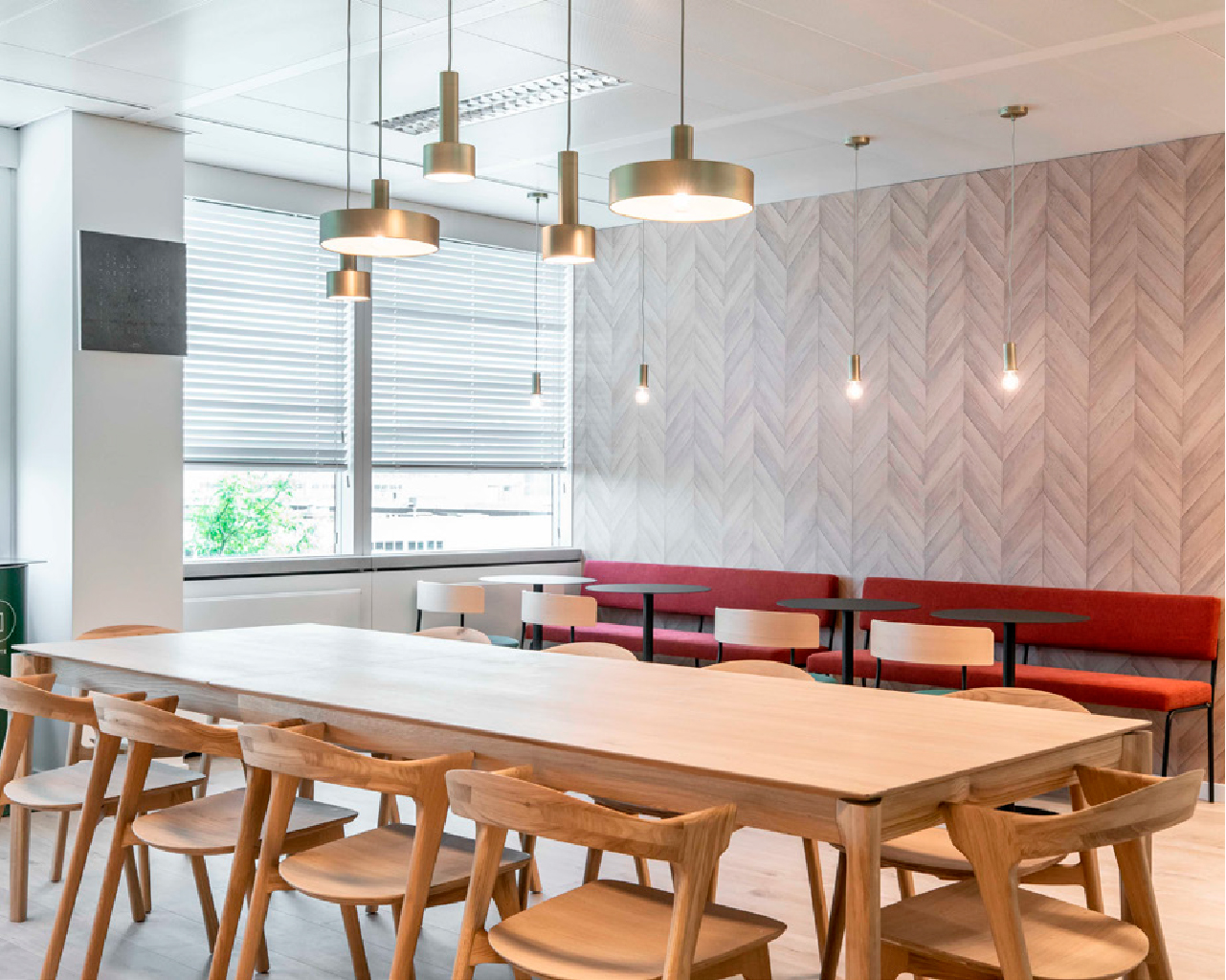 allestimento uffici e negozi 9